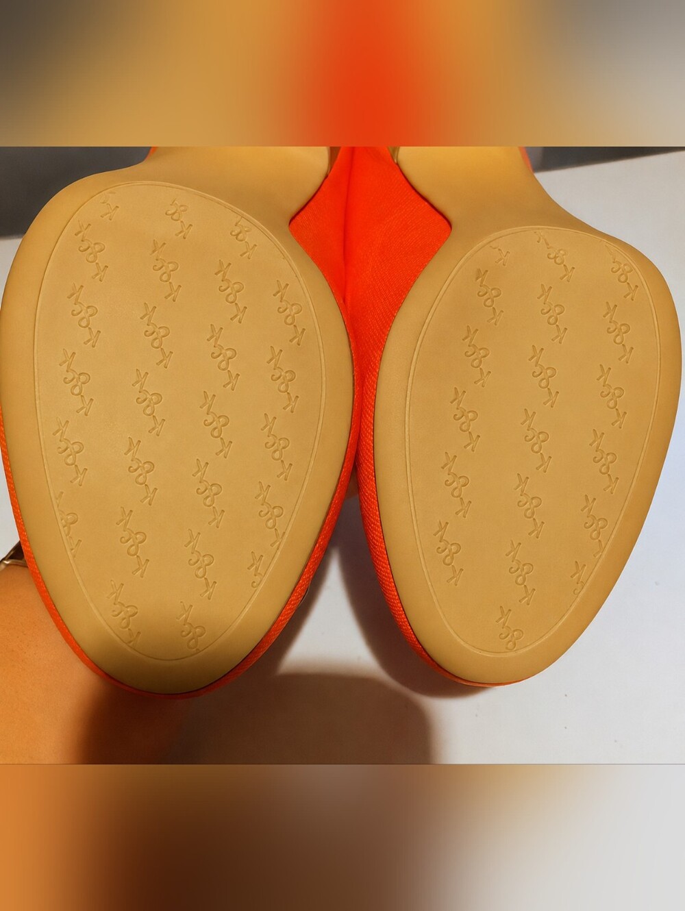 🍈 Kelly & Katie Salmon Pink High Heel Pumps — Size 8.5 - Picture 5 of 9